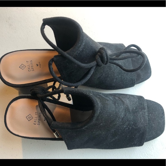 Size 8.5 Black heels! - Picture 2 of 6